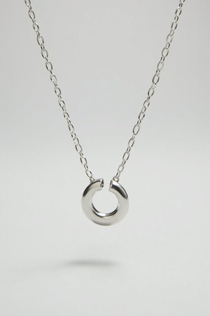 Collier demi-lune couleur argent